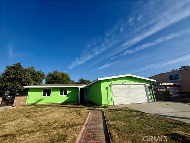 Property photo of 941 S Sycamore AV