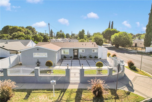 Property photo of 8243 Burton PL