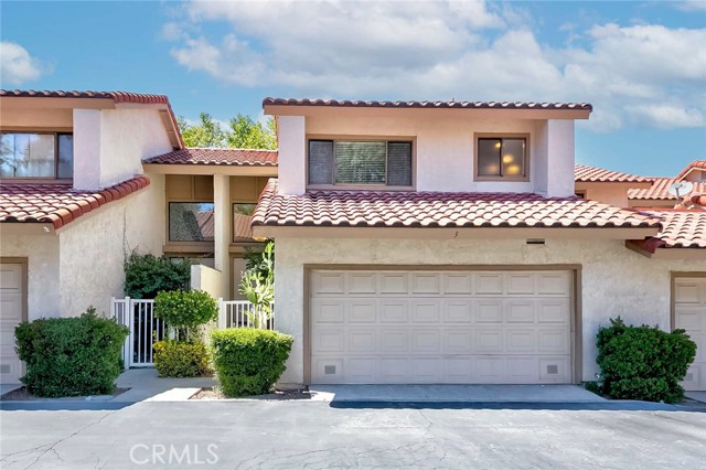 Property photo of 1325 Solera LN