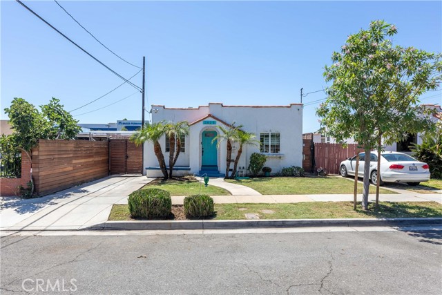 Photo of 2625 Myrtle Ave