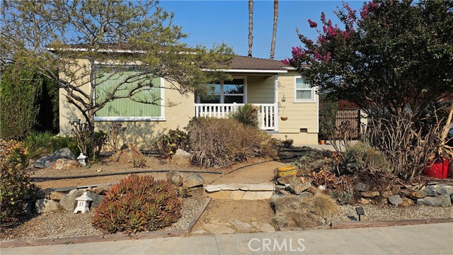 Property photo of 4726 Walnut AV