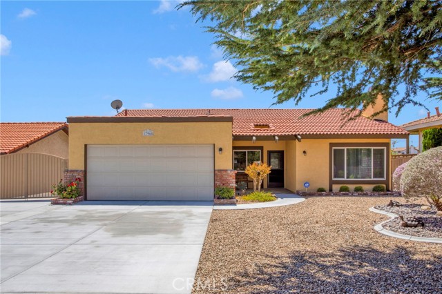 Property photo of 17965 Fremontia LN
