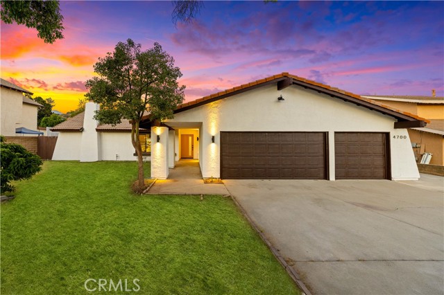 Photo of 4700 Emerald Av