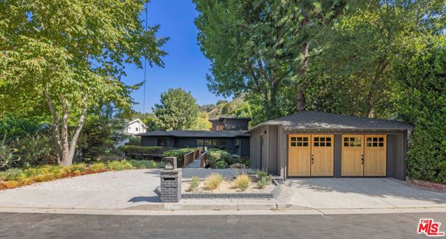 Property photo of 11747 Canton PL