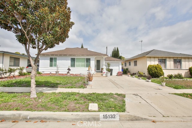 Property photo of 15132 Kornblum Ave
