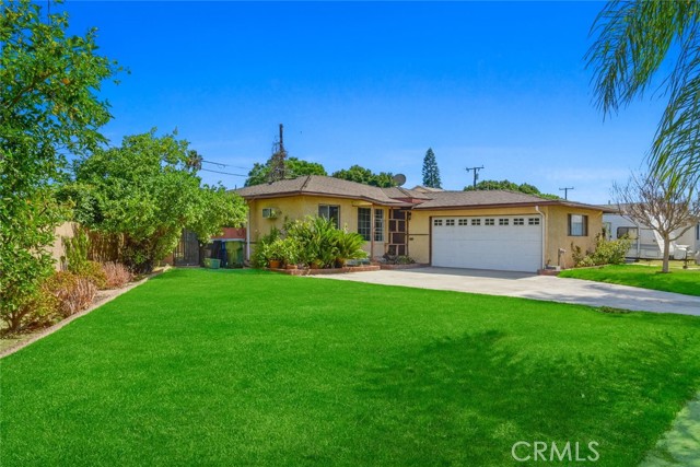 Property photo of 8024 Vicki DR