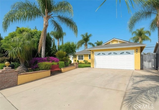Property photo of 927 N Glenn Ave