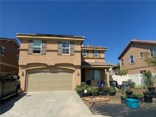 Property photo of 914 Sparrow Way
