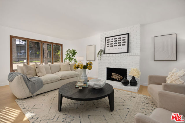 Property photo of 2934 Glenn AV