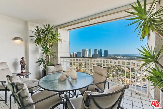 Property photo of 10380 Wilshire BL