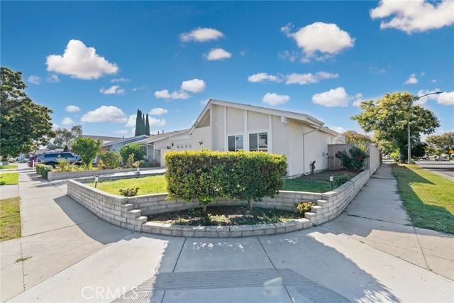 Property photo of 5018 E Budlong ST