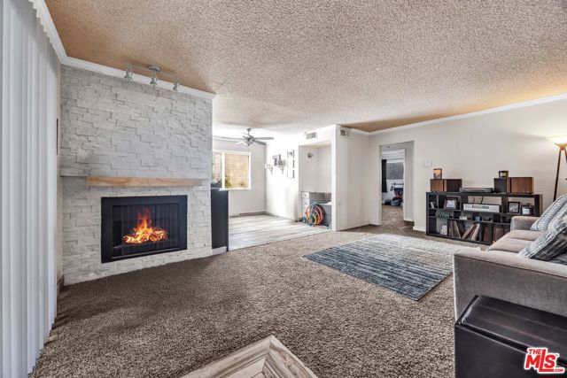 Property photo of 12940 Riverside DR