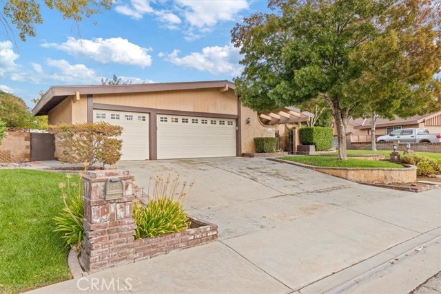 Property photo of 44028 Galion AV