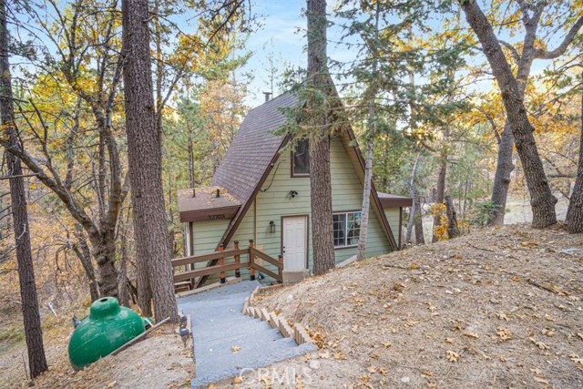 Property photo of 32703 Tulip