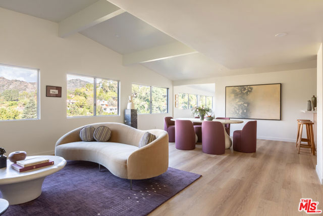 Property photo of 5661 Spreading Oak DR