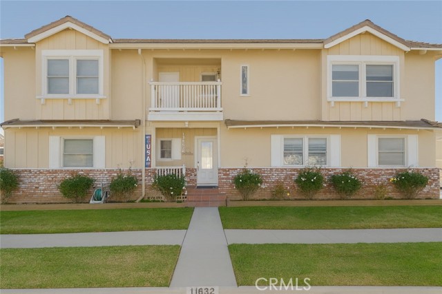 Property photo of 11662 Pickett Ln