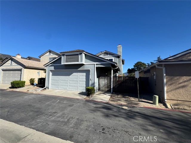 Property photo of 4813 Village Green