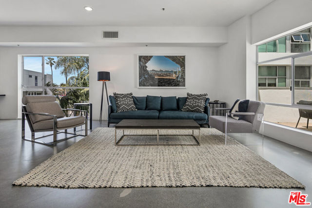 Property photo of 3119 Via Dolce