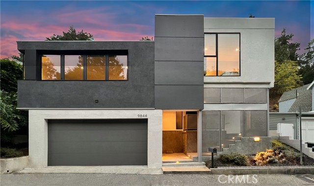 Property photo of 9844 Wanda Park