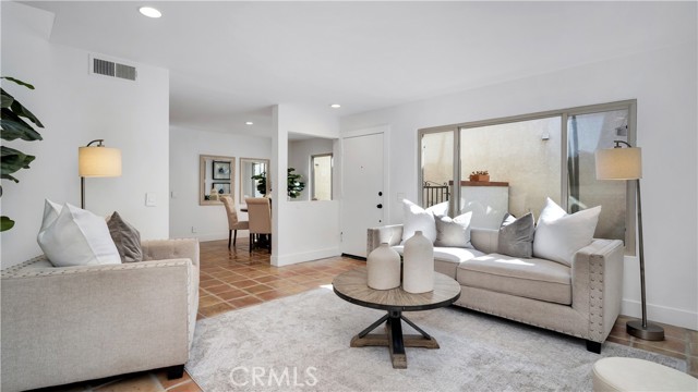 Property photo of 3 Varesa