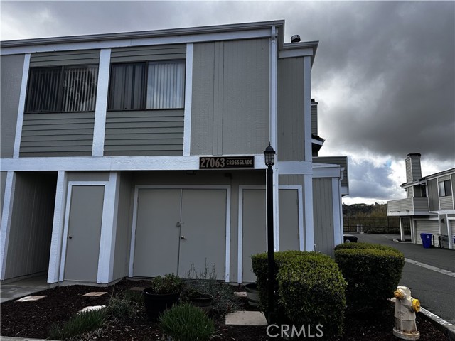 Property photo of 27063 Crossglade AV