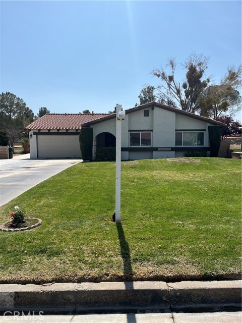 Property photo of 15171 Blue Grass DR