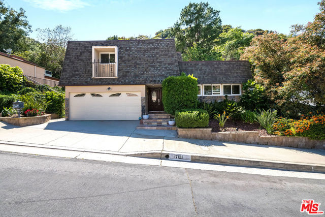 Property photo of 17121 Escalon DR