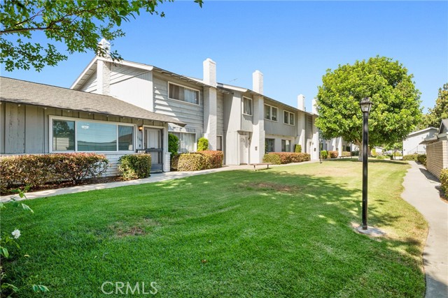 Property photo of 1260 N Placentia AV