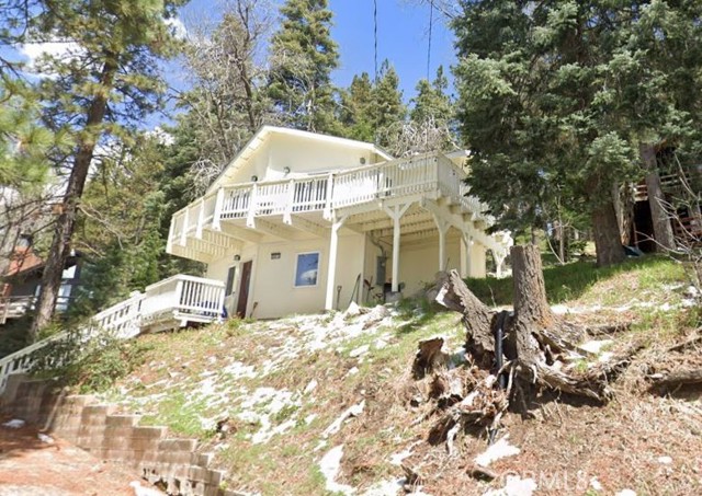 Property photo of 30616 Ferndale DR