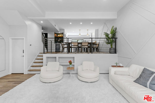 Property photo of 4360 Glencoe AV