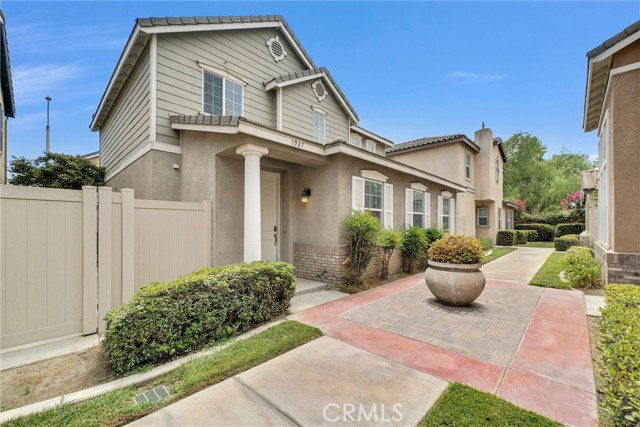 Property photo of 1927 Kenton
