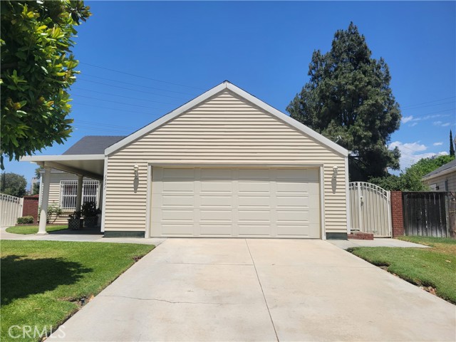 Property photo of 1991 Cherry Wood LN