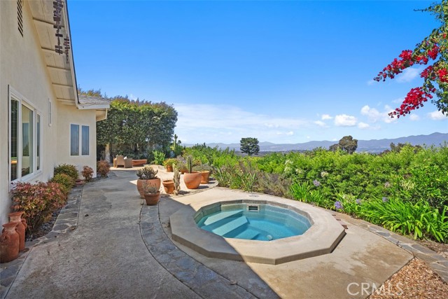 Photo of 3180 Mountain View Dr