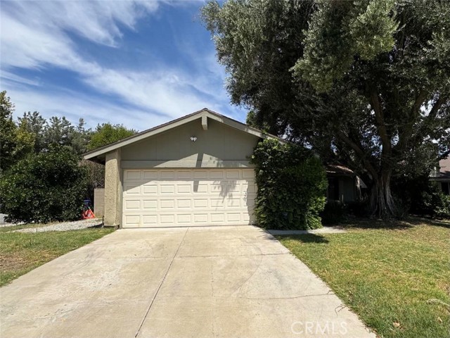 Photo of 24389 La Glorita Cr
