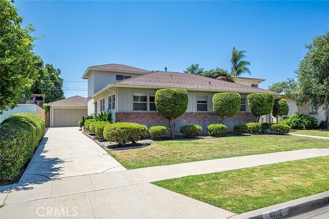 Property photo of 5814 E Rogene ST