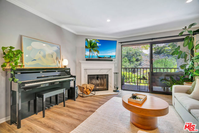 Property photo of 4210 Via Arbolada