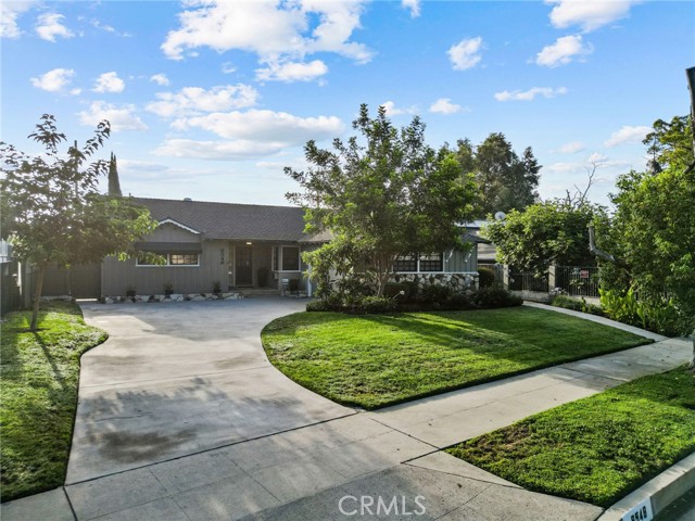 Property photo of 9548 Cedros AV