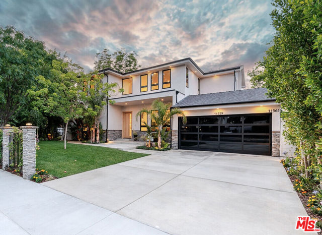 Property photo of 11559 La Maida ST