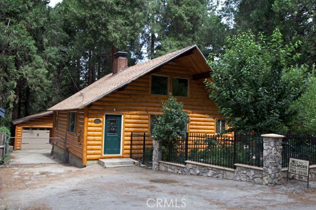 Property photo of 9376 Dogwood LN