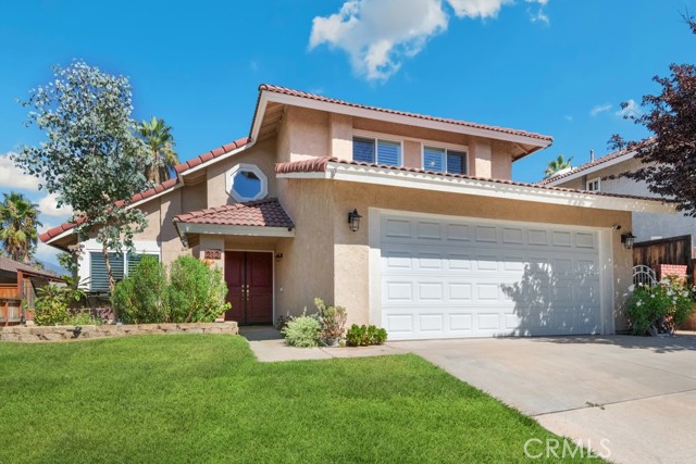 Property photo of 212 Eastpark Ln