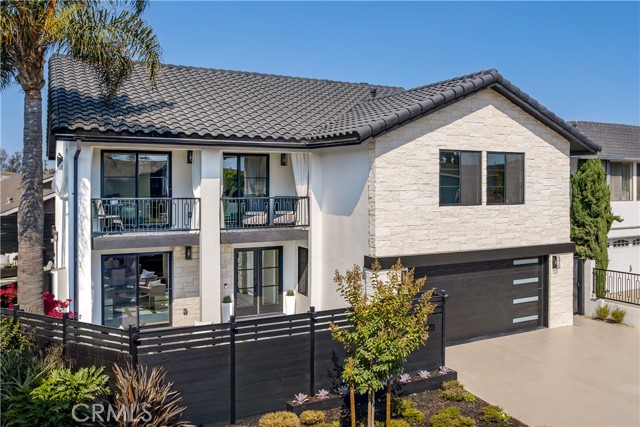 Property photo of 3860 Daisy CR