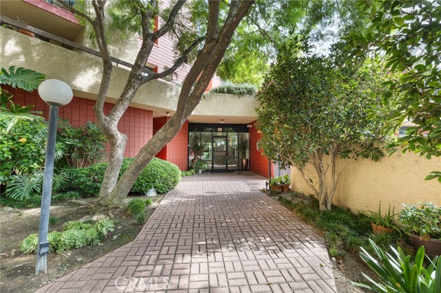 Property photo of 3961 Via Marisol