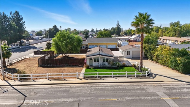 Photo of 992 Park Av