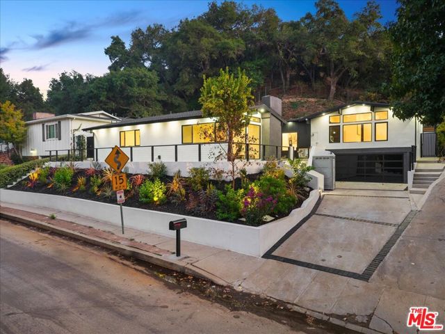 Photo of 3873 Royal Woods Dr
