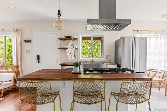 Property photo of 11202 Emelita