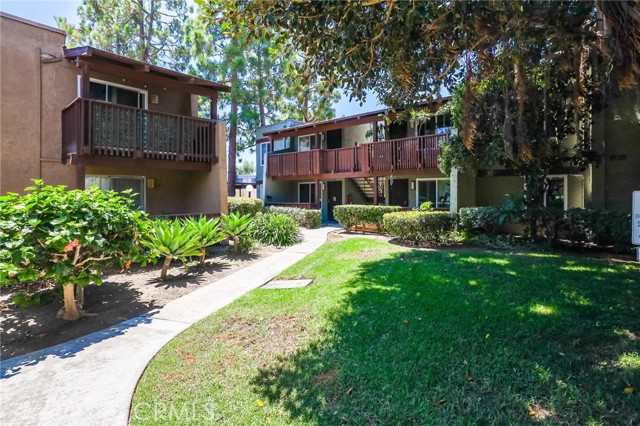 Property photo of 1030 W Macarthur BL