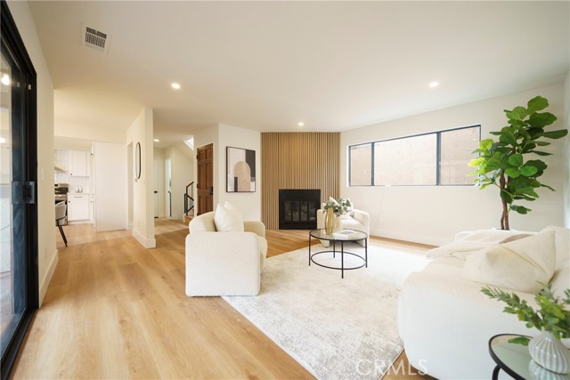 Property photo of 14927 Condon AV