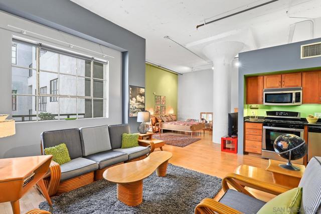 Property photo of 420 S San Pedro