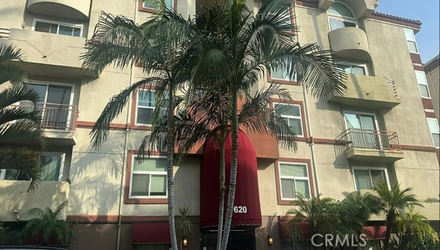 Property photo of 620 S Gramercy