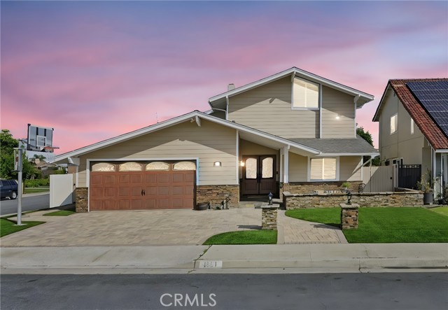 Property photo of 4581 TRAFALGAR DR